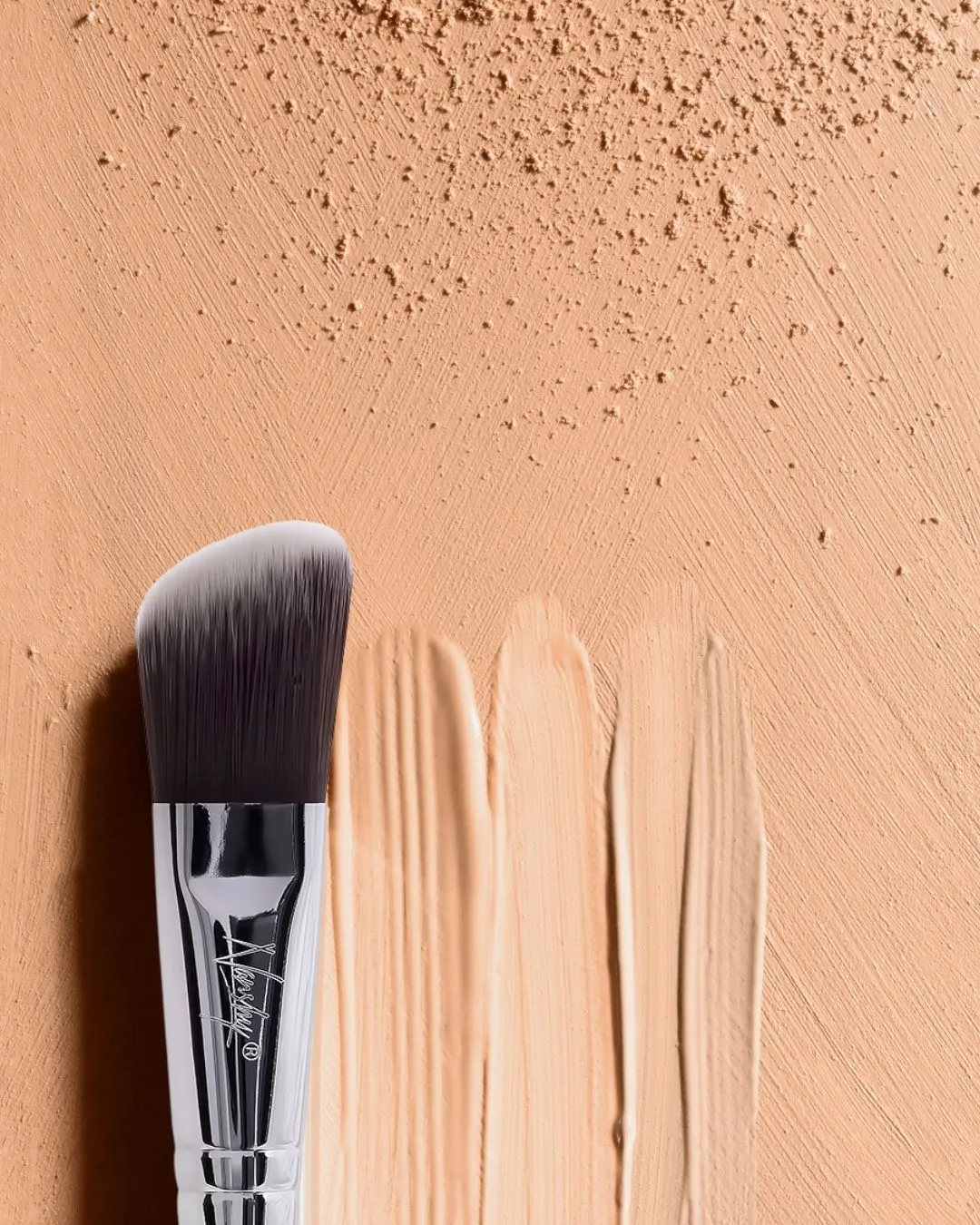 Flat Foundation Brush