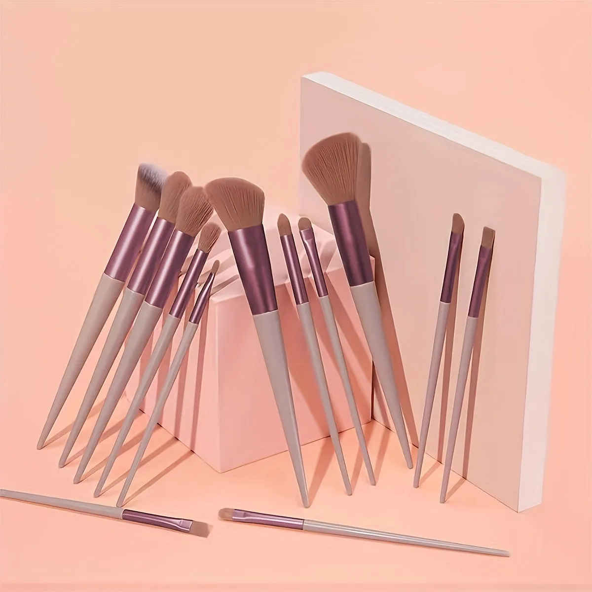 Fluffy Elegance Makeup Brush Collection