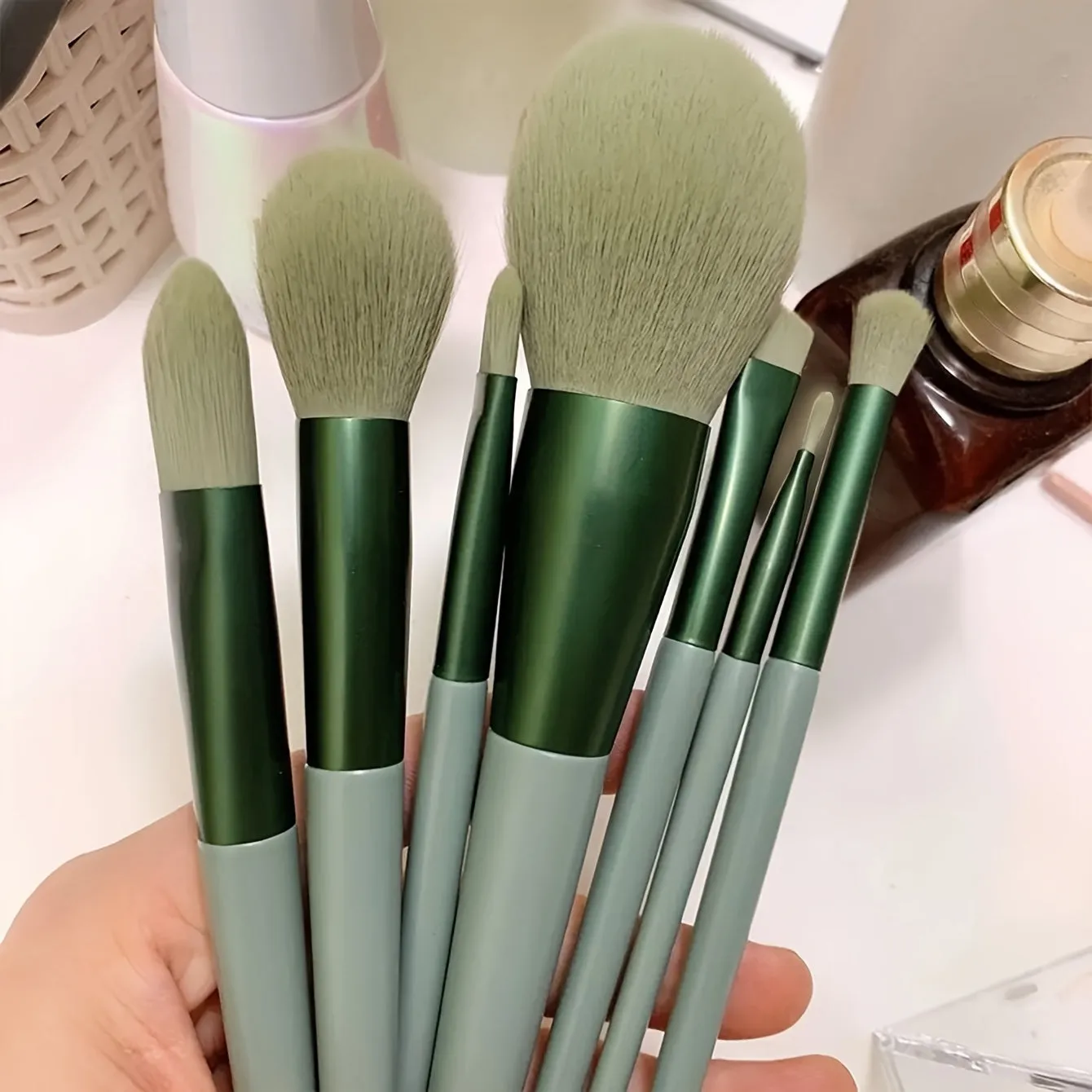 Fluffy Elegance Makeup Brush Collection